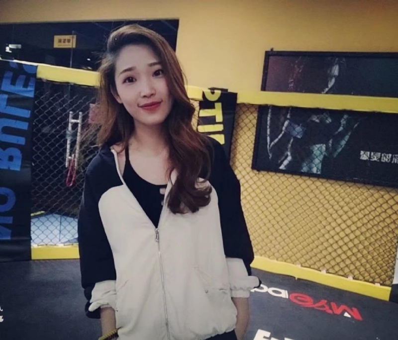 平ling的第三张照片--福州认干亲服务网