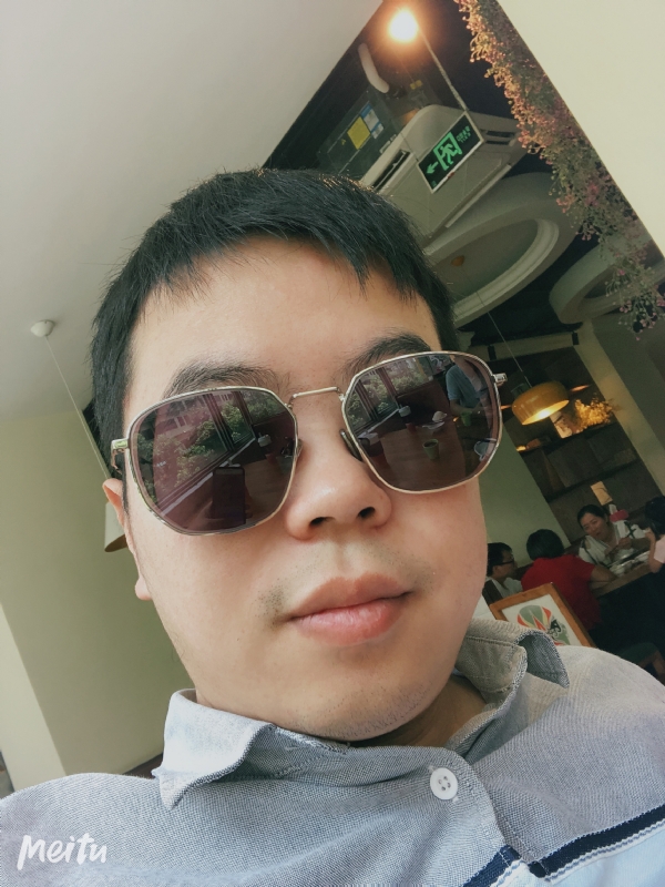 月台等路人的第一张照片--福州认干亲服务网