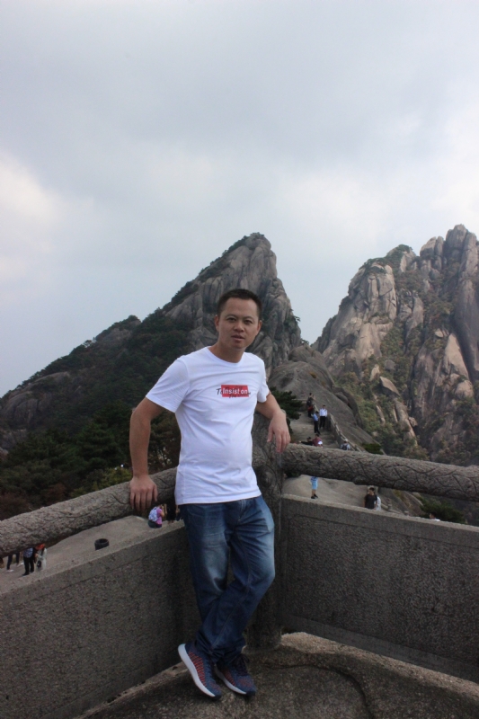 猩猩巨呃的第三张照片--福州认干亲服务网