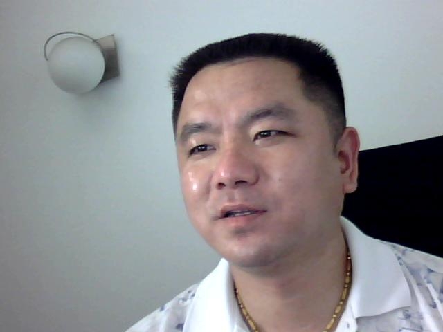 孤寂狼王的第一张照片--福州认干亲服务网