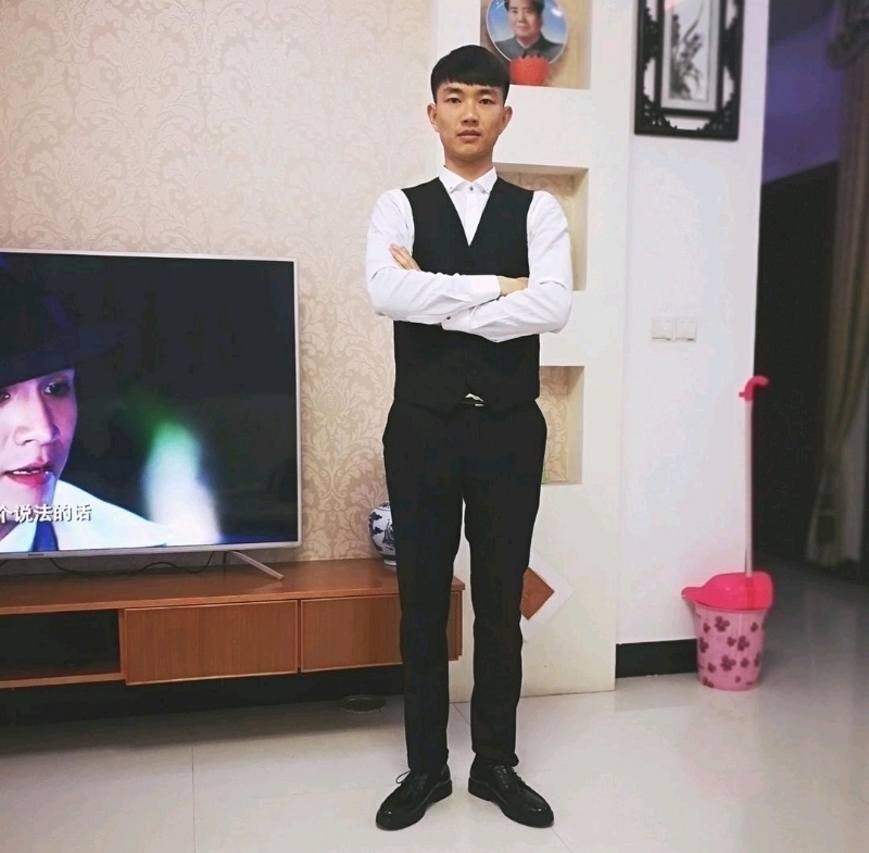 龙飞的第一张照片--福州认干亲服务网