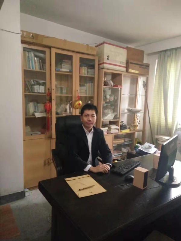 临冬城公爵的第一张照片--福州认干亲服务网